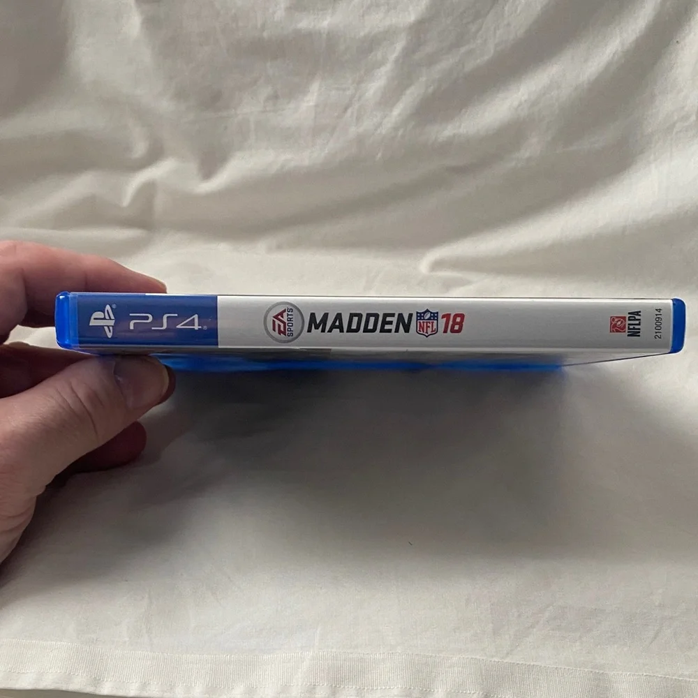 Madden NFL 18 for PS4  (BIN 5)